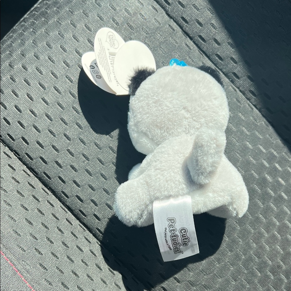 White Plush Bear Keychain - Picture 3 of 4